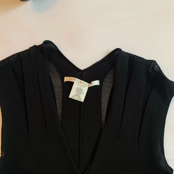 Little Black Dress - Picture 5 of 9